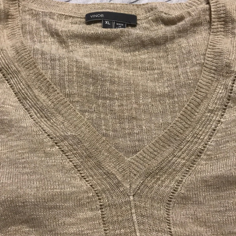 Light weight oatmeal Vince sweater